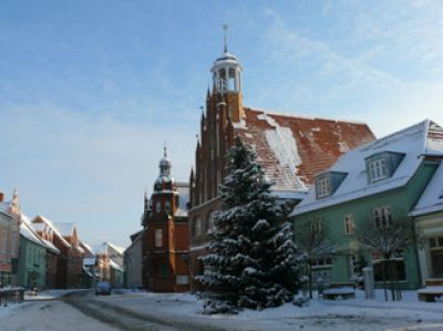 13. Dezember: Rathaus und Mühlentor Grimmen